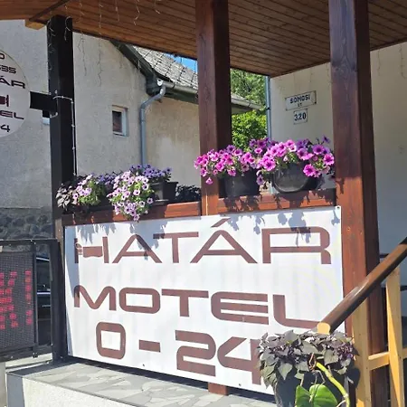 Hatar *